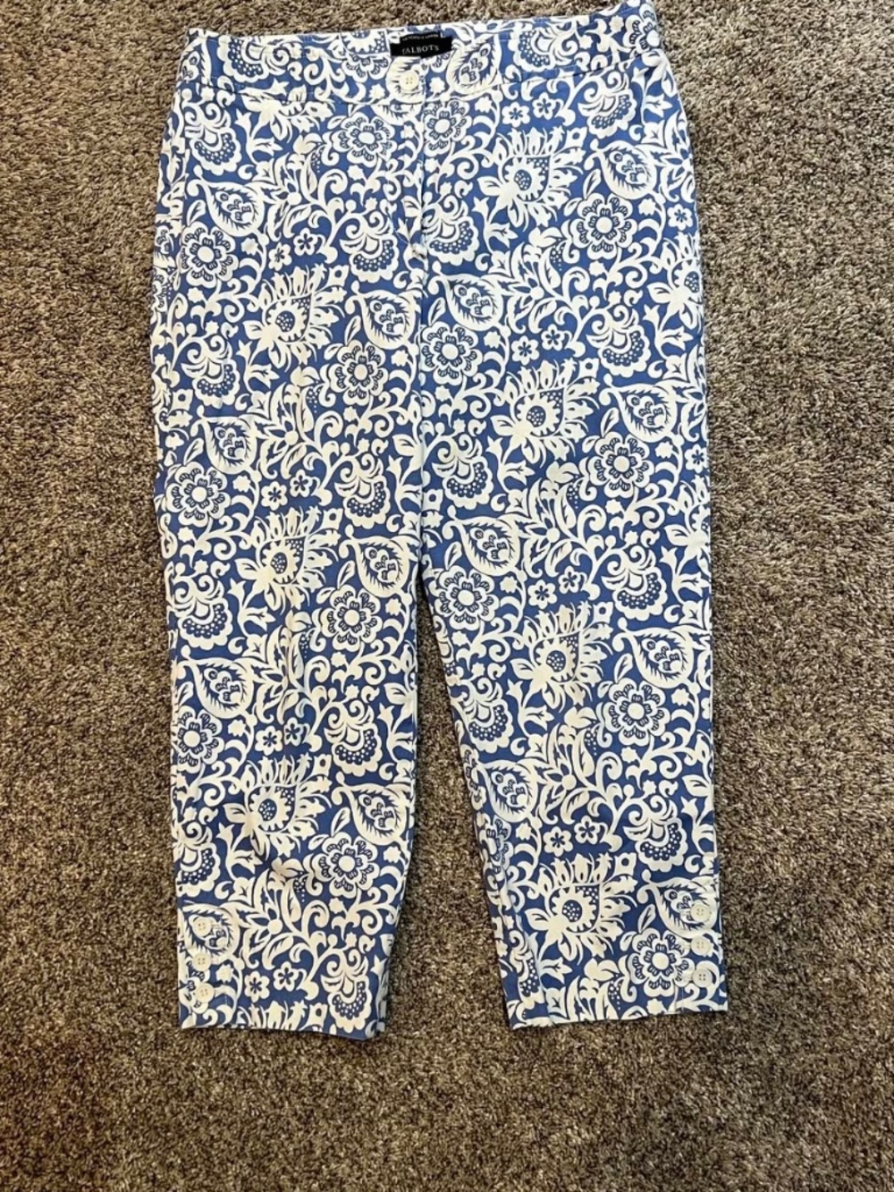 *SIZE 10* TALBOTS BLUE & WHITE FLORAL SKIMMERS